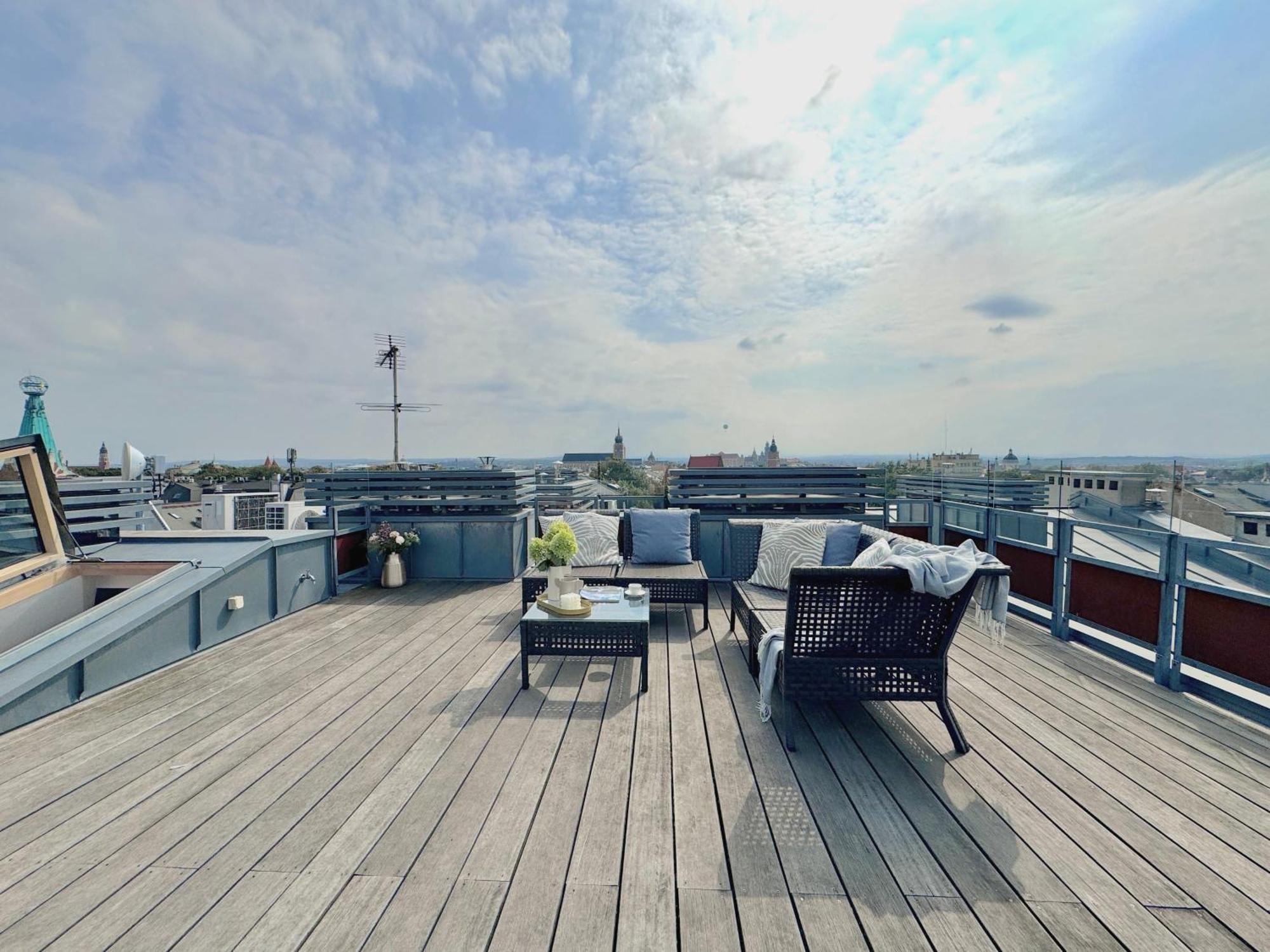 Penthouse Skyline - Loftaffair Apartment คราคูฟ ภายนอก รูปภาพ
